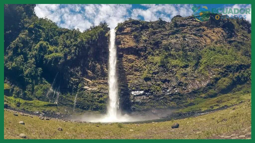 Guía de las cascadas más impresionantes de Ecuador